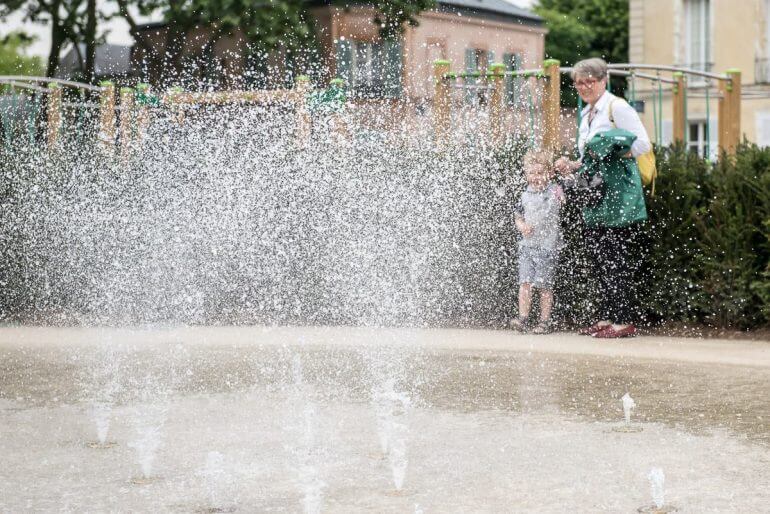 Fontaines du square des Francine, Versailles - Jeux d’eau et labyrinthe végétal