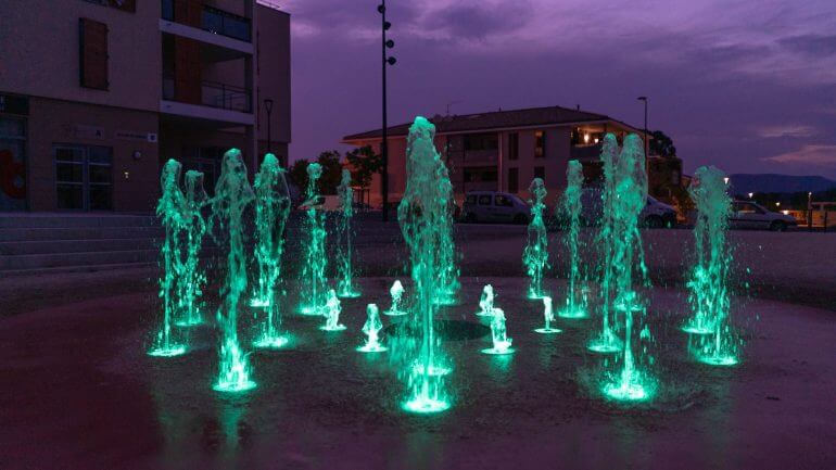 Fontaine sèche du quartier Real Martin Pierrefeu-du-Var